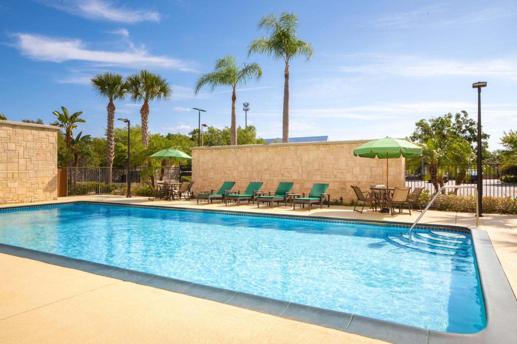 Fairfield Inn & Suites By Marriott Orlando Kissimmee/Celebration Exteriör bild